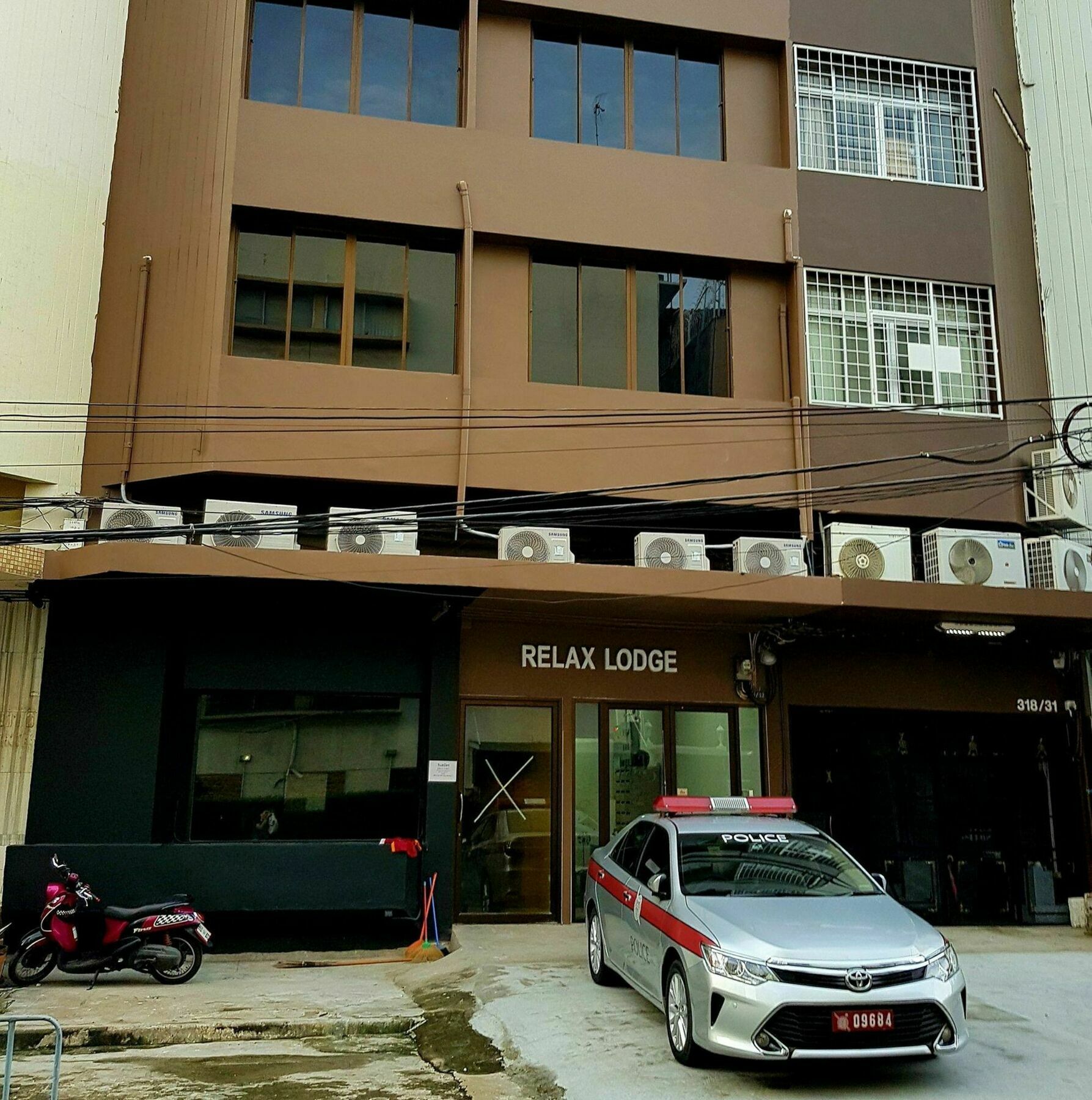 曼谷 轻松旅馆酒店 外观 照片